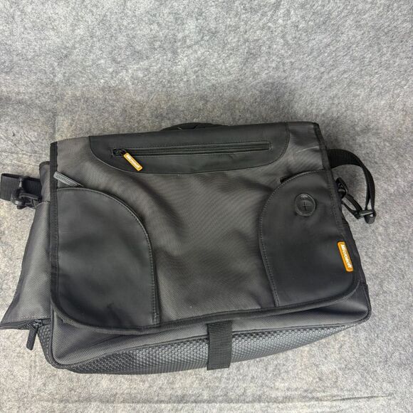 Microsoft Edge Messenger Bag for 17.3" Laptops (Orange Trim) - Picture 12 of 14